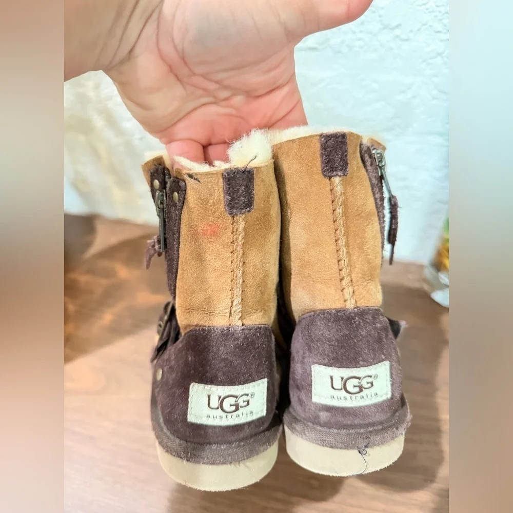 UGG AUSTRALIA  Brown Chestnut Short Winter Boots  kids boots USA11